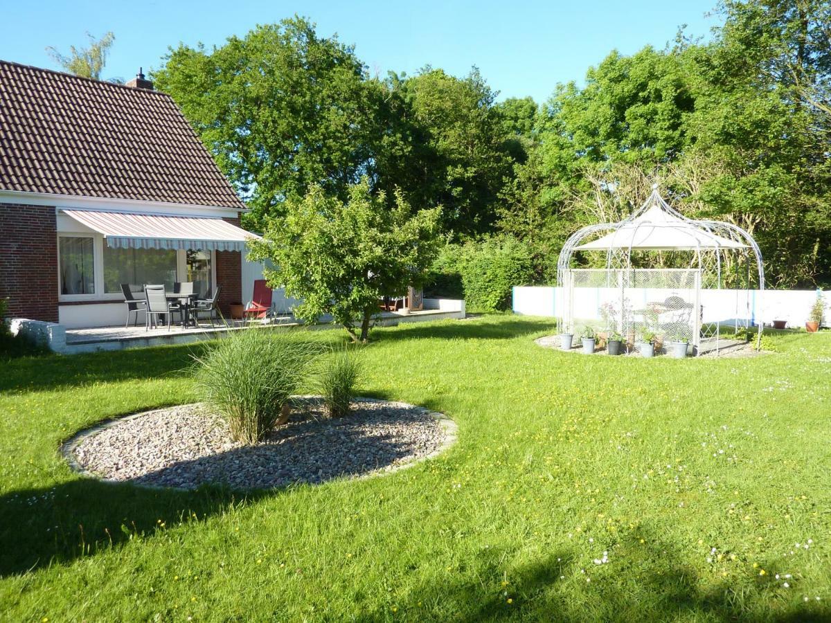 Meine-Nordsee-Fewo Esens Exterior photo