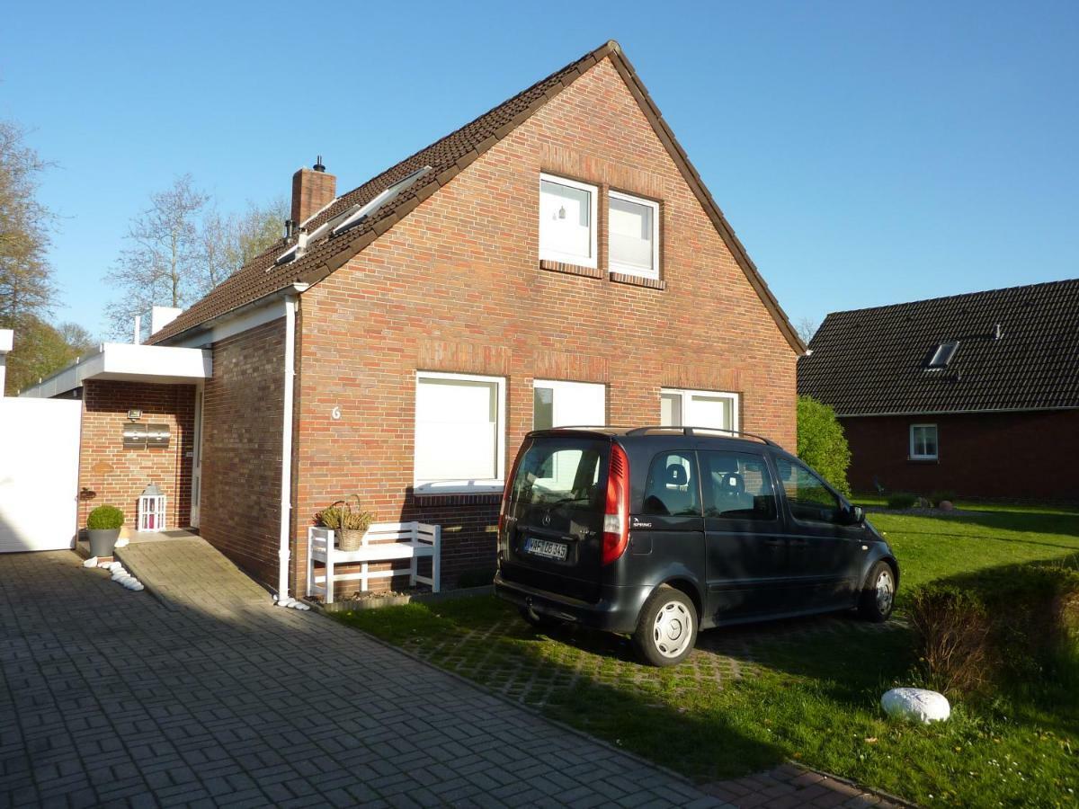 Meine-Nordsee-Fewo Esens Exterior photo